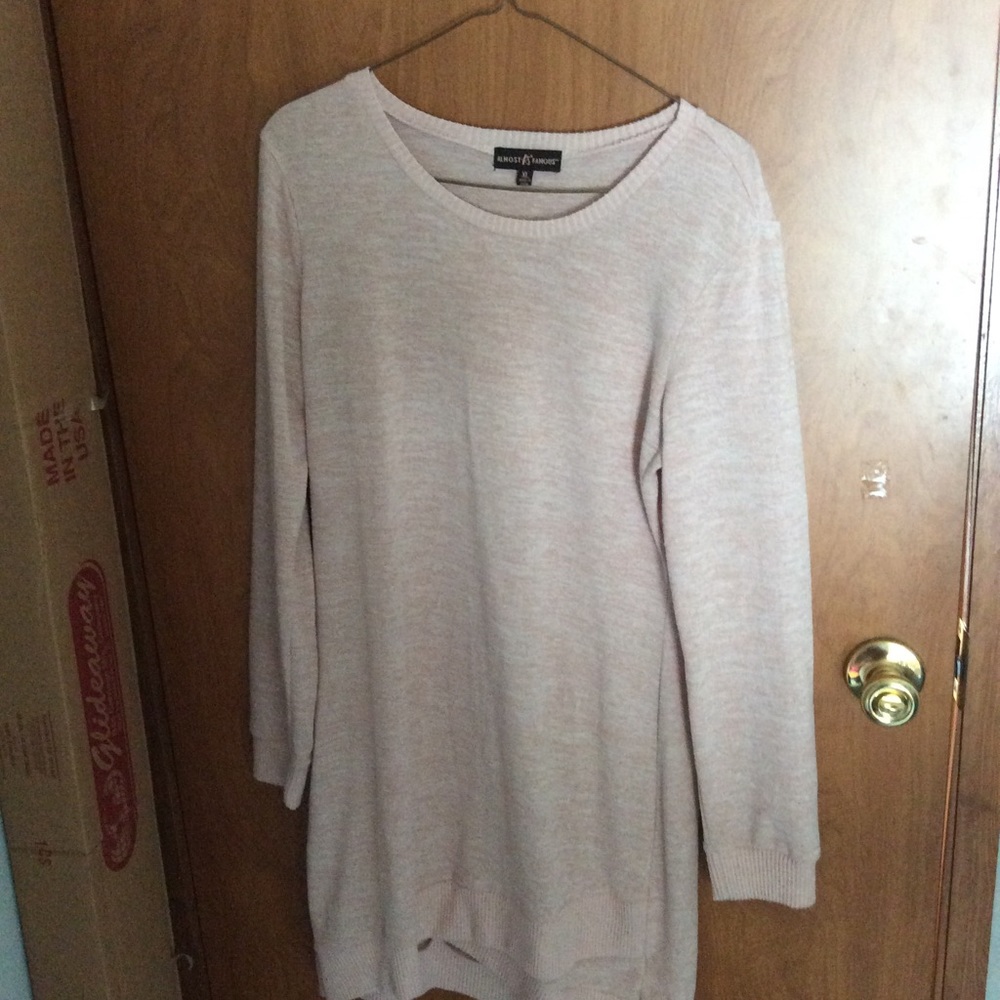 Ladies pink sweater